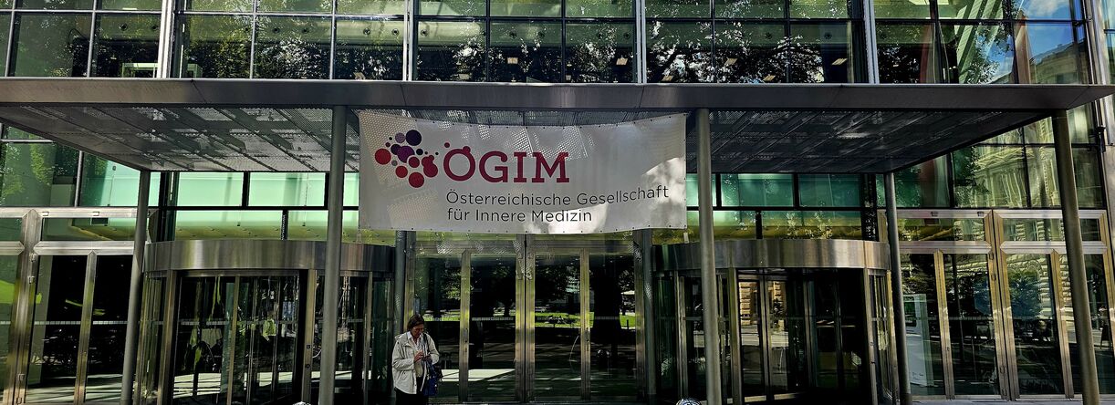 Ansicht des Eingangsbereiches eines Glashauses