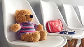 Teddy_Arztbesuch_shutterstock_1902490240