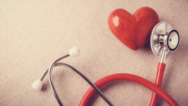 Herz Arzt Gesundheit - Ein Herzinfarkt ist eine ernste Angelegenheit. - © Shutterstock